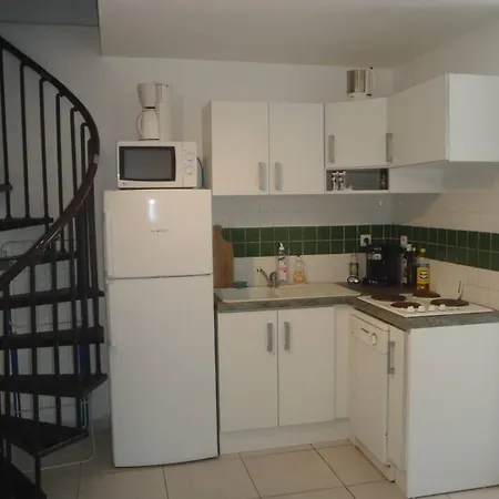 Апартаменты 3 Pces Mez 57m2 + Terrasse 11m2 Ref 4036 *