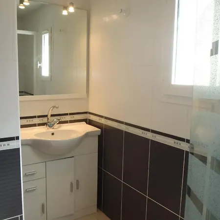 Апартаменты 3 Pces Mez 57m2 + Terrasse 11m2 Ref 4036 *